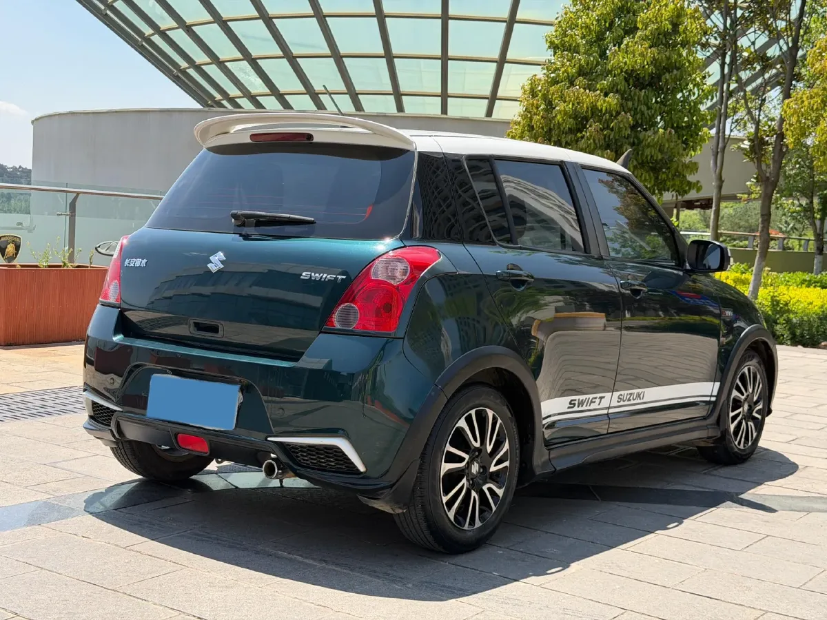 2016 Suzuki Swift 1.5L 103HP L4 4AT,autocango,china used car exporter,china ev exporter,chinese used car exporter,chinese used ev exporter