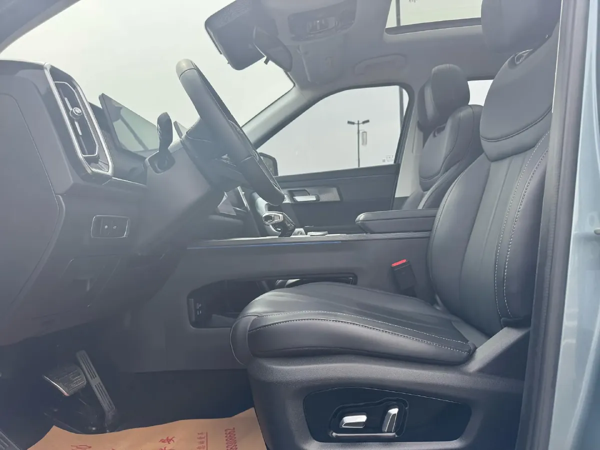 2023 Chery Exploration 06 1.6T 197HP L4 7DCT,autocango,china used car exporter,china ev exporter,chinese used car exporter,chinese used ev exporter