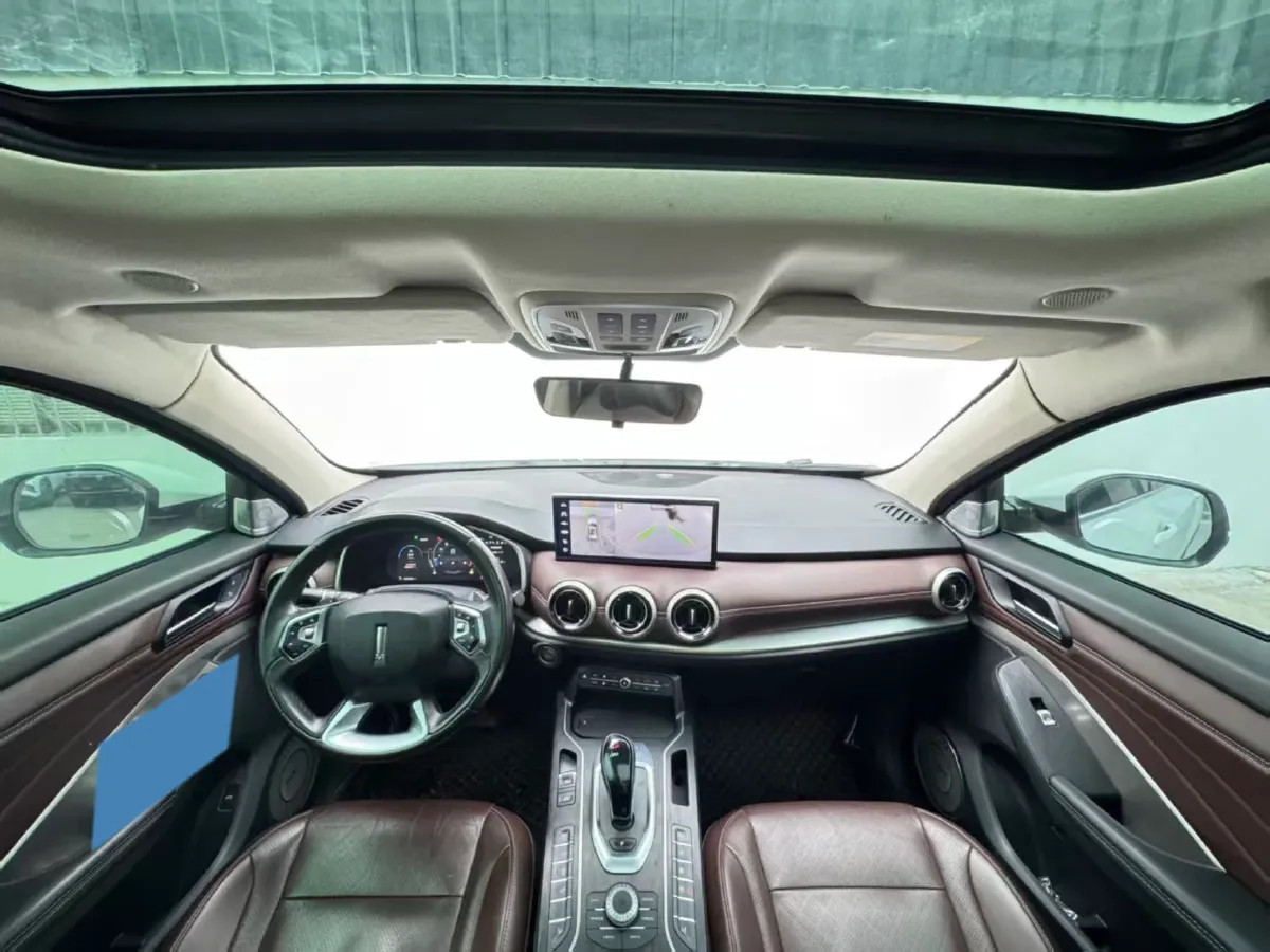 2021 WEY VV6 2.0T 227HP L4 7DCT,autocango,china used car exporter,china ev exporter,chinese used car exporter,chinese used ev exporter