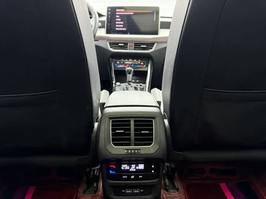 2023 Volkswagen Tayron 1.4T 150HP L4 7DCT,autocango,china used car exporter,china ev exporter,chinese used car exporter,chinese used ev exporter