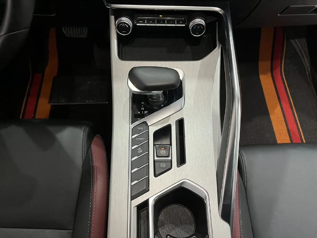 2021 Geely Coolray 1.4T 141HP L4 6DCT,autocango,china used car exporter,china ev exporter,chinese used car exporter,chinese used ev exporter