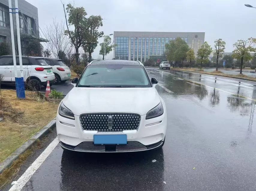 2021 Lincoln Corsair 2.0T 245HP L4 8AT,autocango,china used car exporter,china ev exporter,chinese used car exporter,chinese used ev exporter
