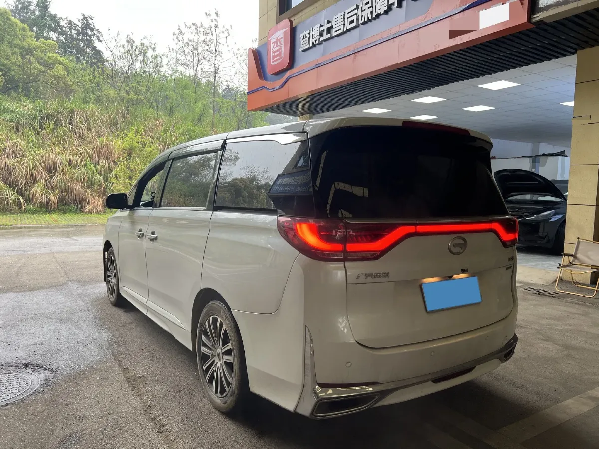 2023 GAC Trumpchi M8 2.0T 252HP L4 8AT,autocango,china used car exporter,china ev exporter,chinese used car exporter,chinese used ev exporter