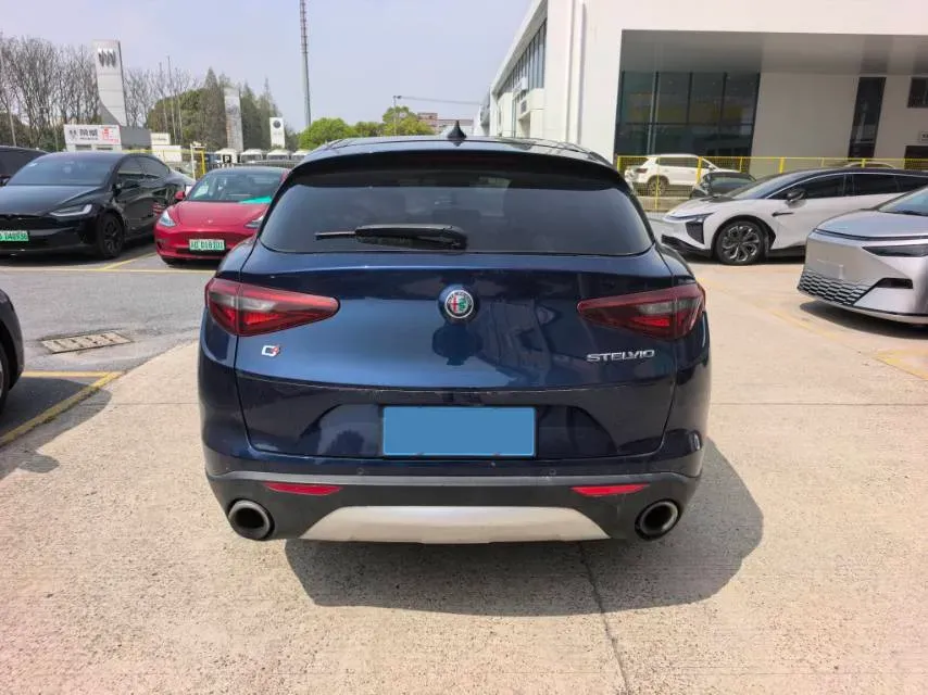 2017 Lexus NX 2.0T 238HP L4 6AT,autocango,china used car exporter,china ev exporter,chinese used car exporter,chinese used ev exporter