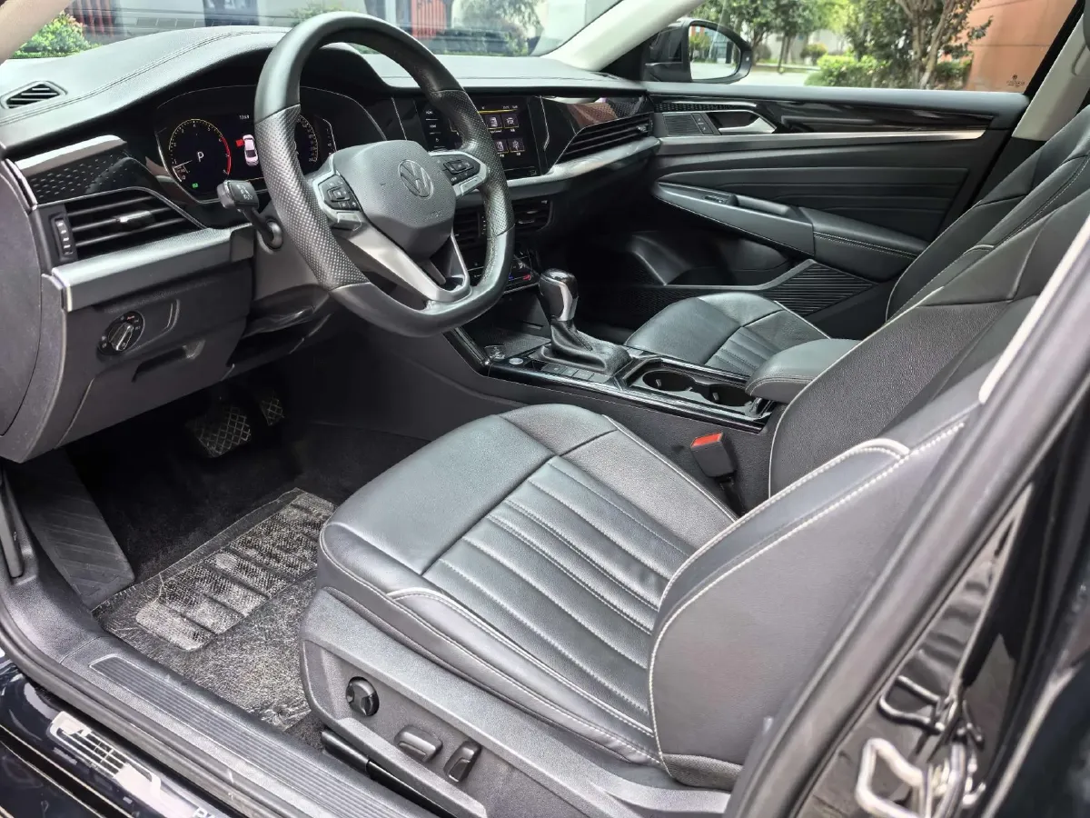 2022 Skoda Kodiak GT 2.0T 186HP L4 7DCT,autocango,china used car exporter,china ev exporter,chinese used car exporter,chinese used ev exporter