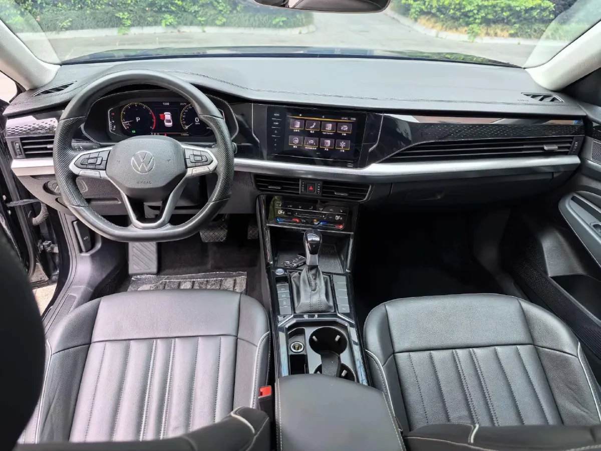 2022 Skoda Kodiak GT 2.0T 186HP L4 7DCT,autocango,china used car exporter,china ev exporter,chinese used car exporter,chinese used ev exporter