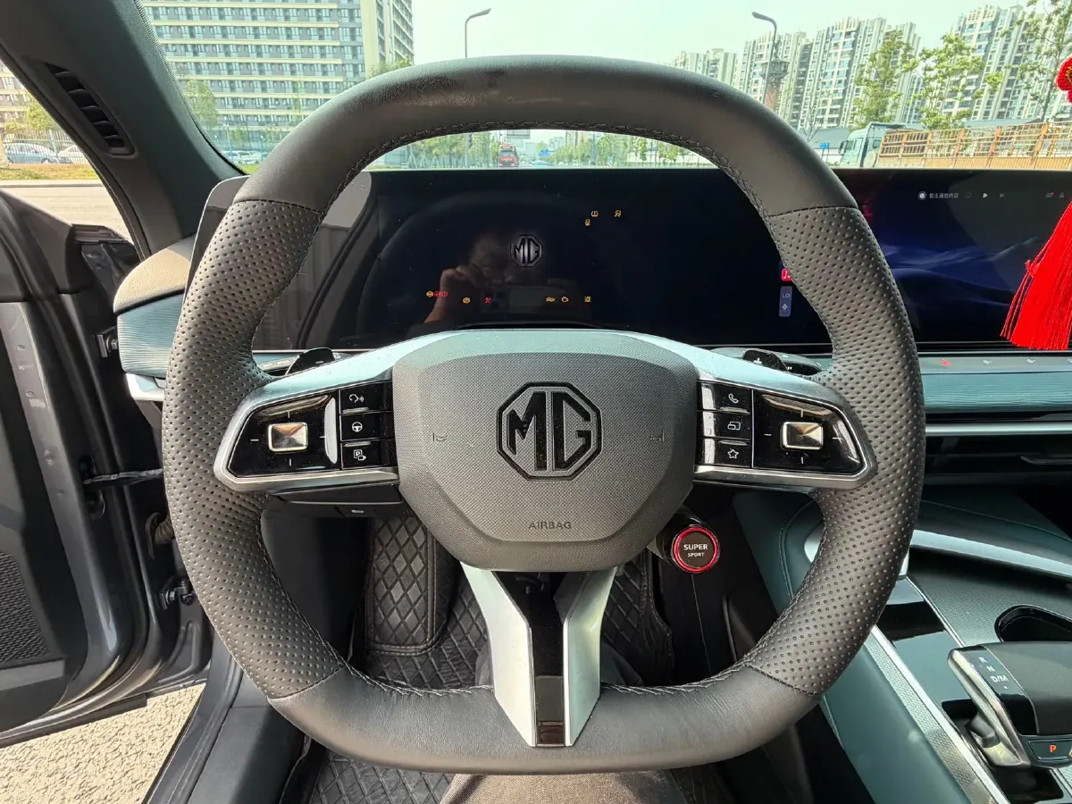 2025 MG 7 1.5T 188HP L4 7DCT,autocango,china used car exporter,china ev exporter,chinese used car exporter,chinese used ev exporter