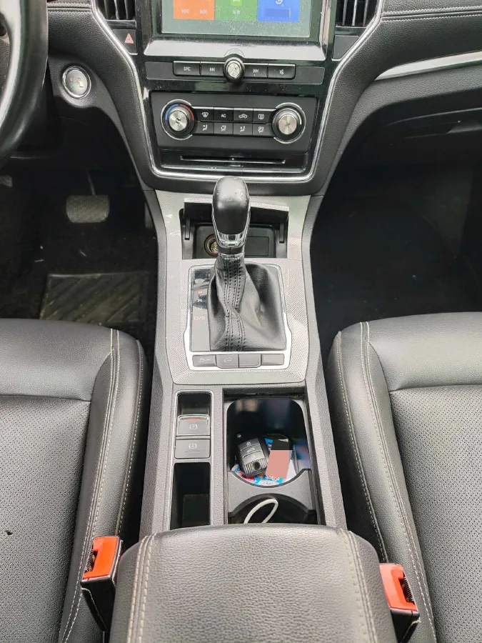 2018 Roewe RX5 1.5T 169HP L4 7DCT,autocango,china used car exporter,china ev exporter,chinese used car exporter,chinese used ev exporter