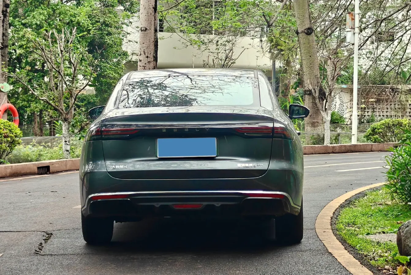 2025 Geely Galaxy A7 1.5L 112HP L4 1DHT PHEV,autocango,china used car exporter,china ev exporter,chinese used car exporter,chinese used ev exporter