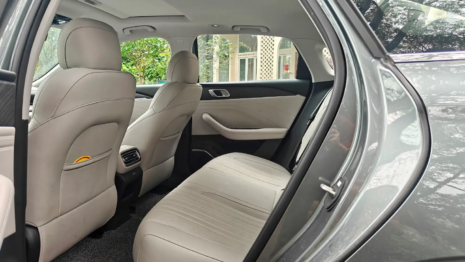 2025 Geely Galaxy A7 1.5L 112HP L4 1DHT PHEV,autocango,china used car exporter,china ev exporter,chinese used car exporter,chinese used ev exporter