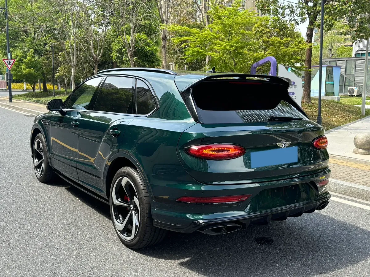2022 Bentley Bentayga 4.0T 550HP V8 8AT,autocango,china used car exporter,china ev exporter,chinese used car exporter,chinese used ev exporter