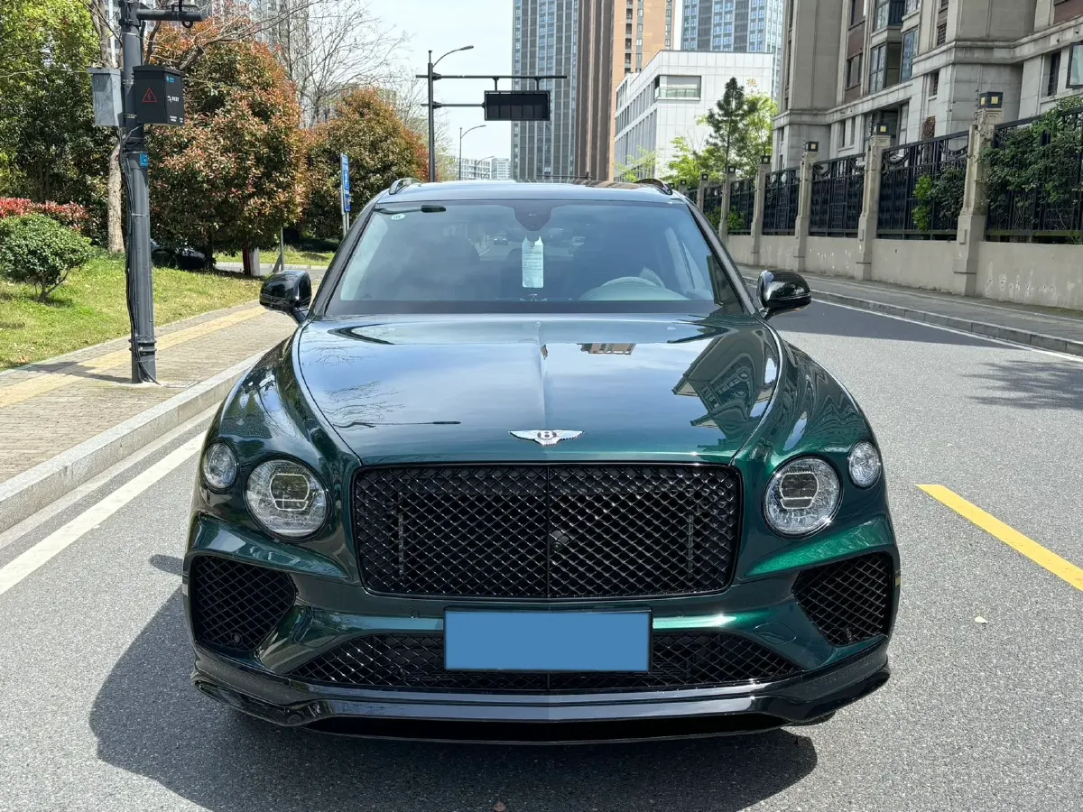 2022 Bentley Bentayga 4.0T 550HP V8 8AT,autocango,china used car exporter,china ev exporter,chinese used car exporter,chinese used ev exporter