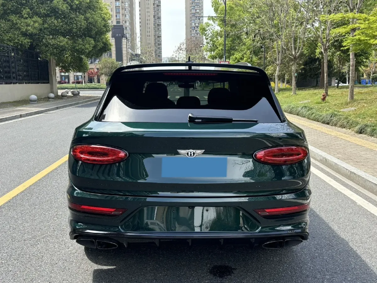 2022 Bentley Bentayga 4.0T 550HP V8 8AT,autocango,china used car exporter,china ev exporter,chinese used car exporter,chinese used ev exporter