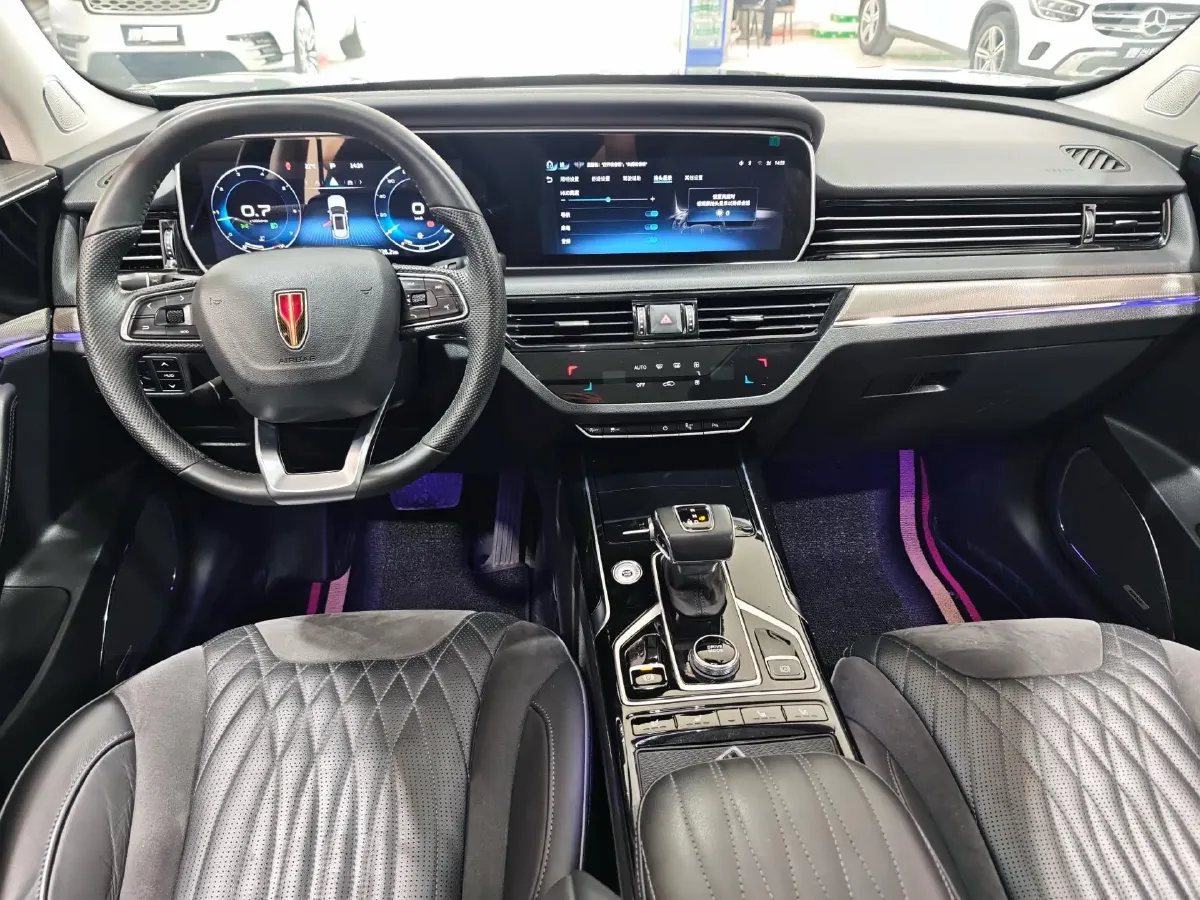 2022 HongQi HS5 2.0T 224HP L4 6AT,autocango,china used car exporter,china ev exporter,chinese used car exporter,chinese used ev exporter