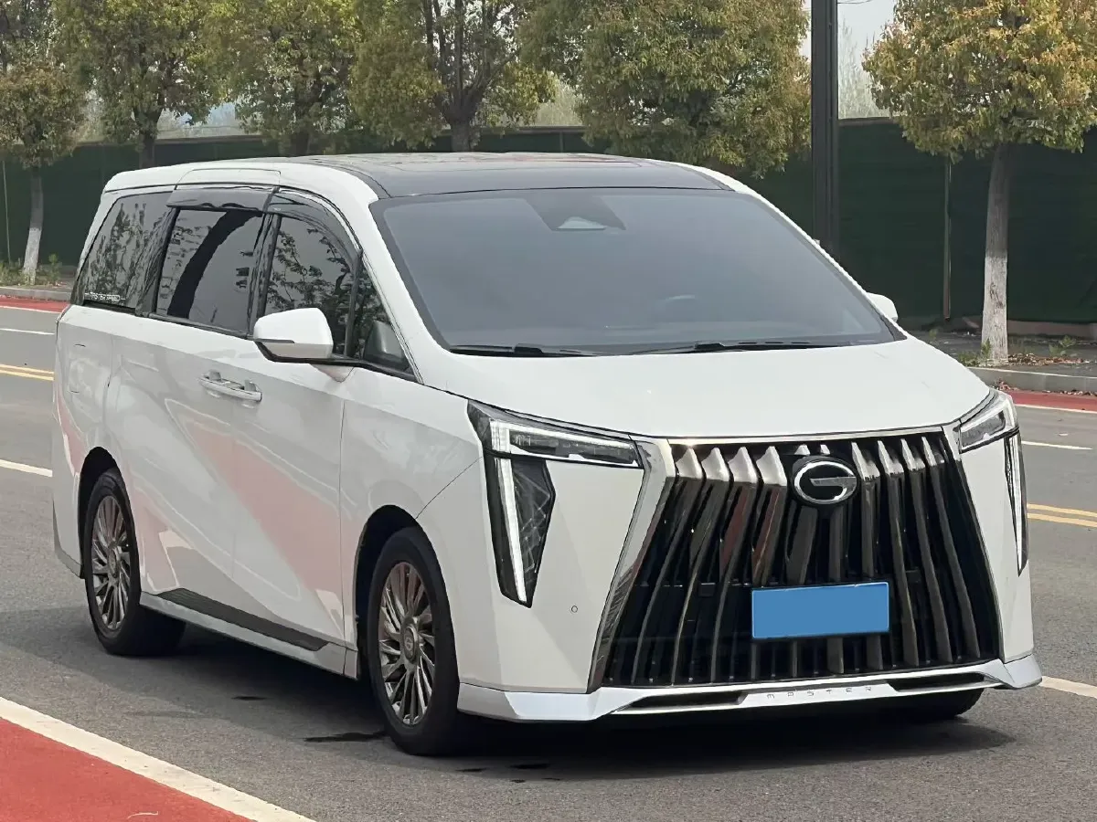 2023 GAC Trumpchi M8 2.0T 252HP L4 8AT,autocango,china used car exporter,china ev exporter,chinese used car exporter,chinese used ev exporter