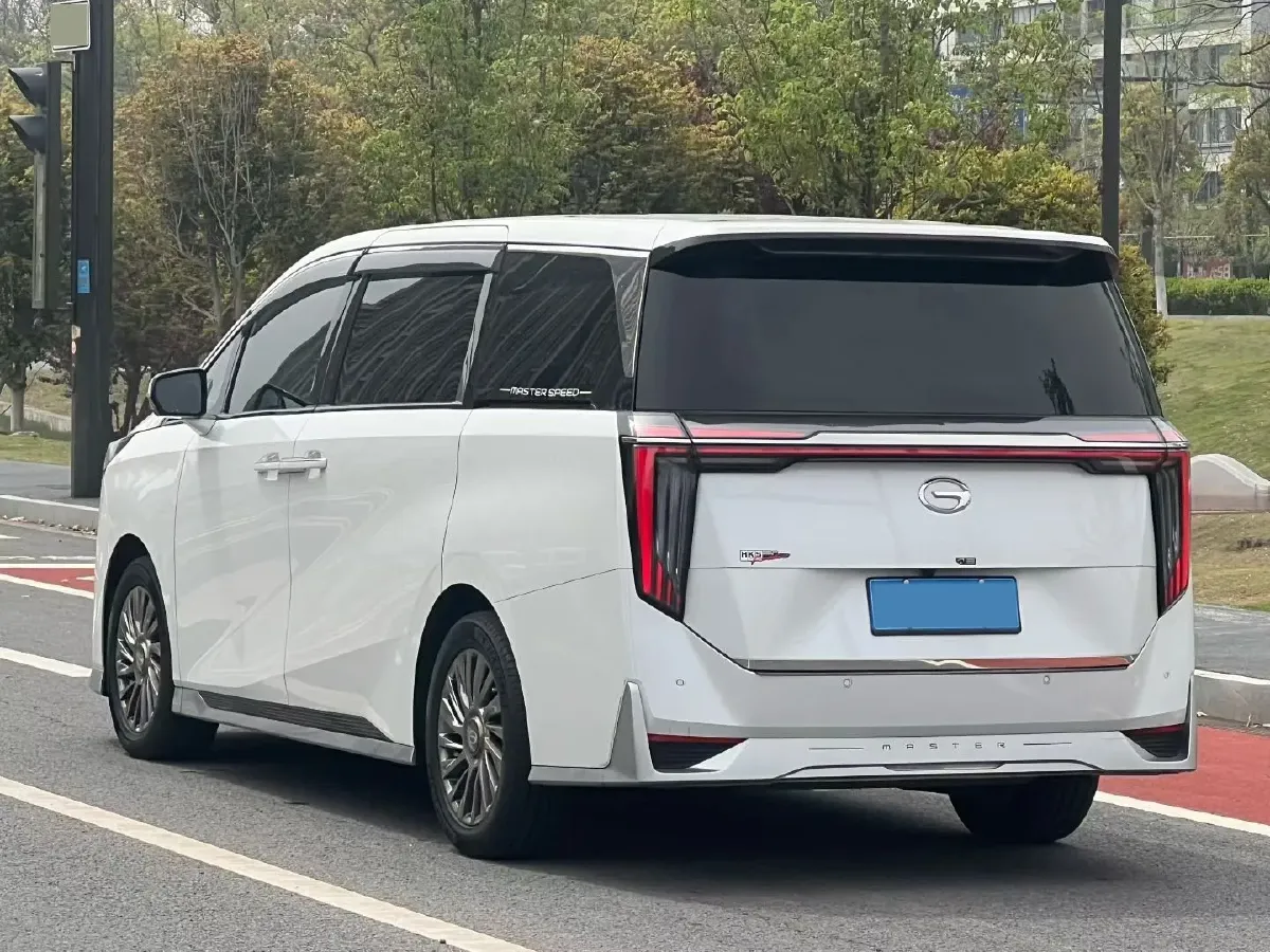 2023 GAC Trumpchi M8 2.0T 252HP L4 8AT,autocango,china used car exporter,china ev exporter,chinese used car exporter,chinese used ev exporter