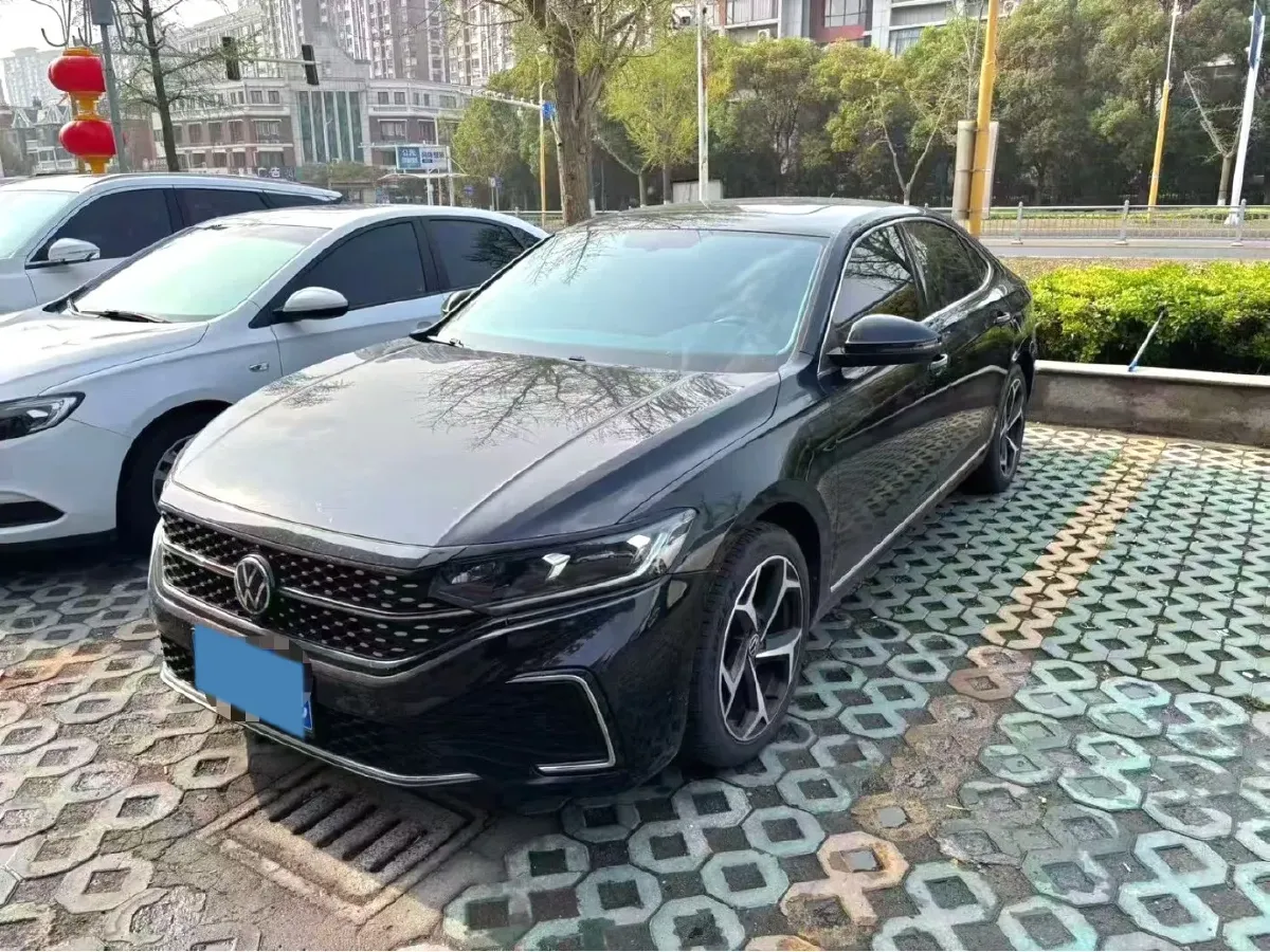 2023 Volkswagen Passat 2.0T 186HP L4 7DCT,autocango,china used car exporter,china ev exporter,chinese used car exporter,chinese used ev exporter