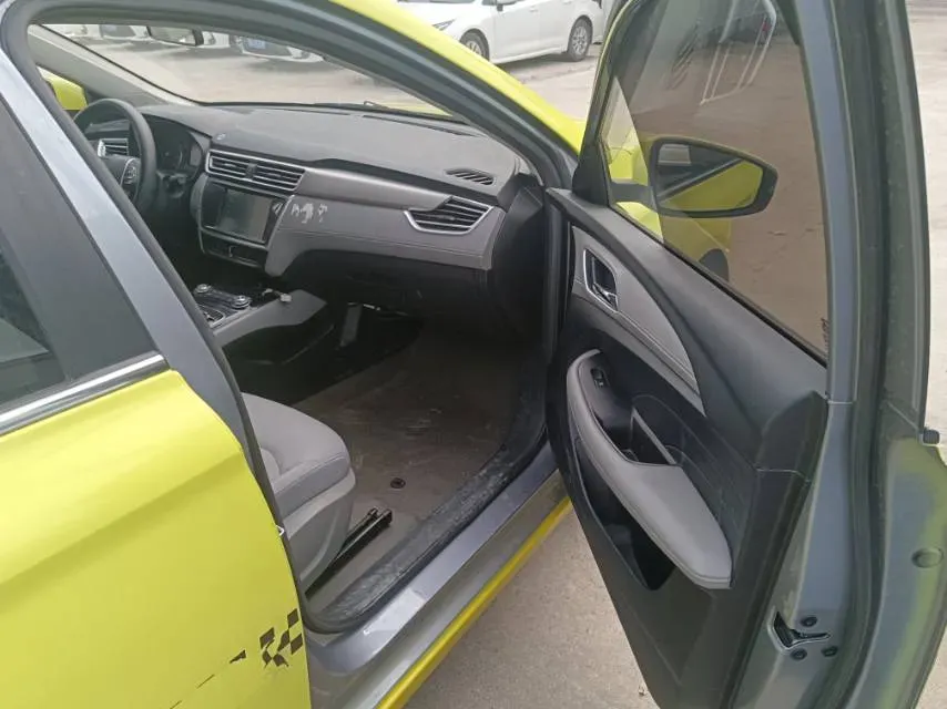 2020 Roewe Ei5 BEV 52.5KWH,autocango,china used car exporter,china ev exporter,chinese used car exporter,chinese used ev exporter