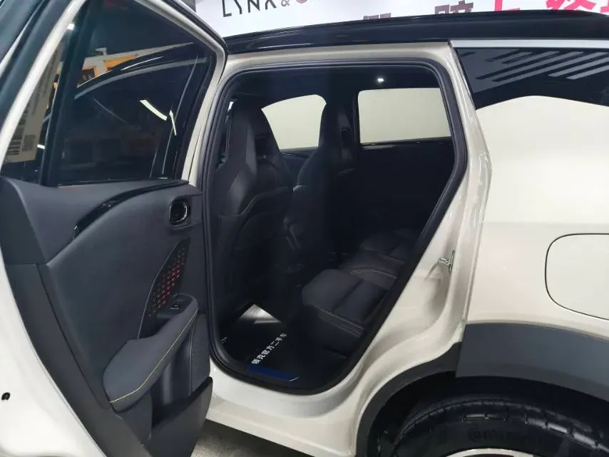 2025 LYNK&CO 06 1.5T 181HP L4 7DCT,autocango,china used car exporter,china ev exporter,chinese used car exporter,chinese used ev exporter