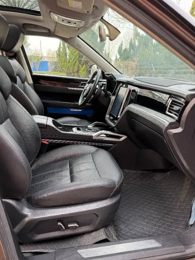 2017 Zotye T700 1.8T 177HP L4 6DCT,autocango,china used car exporter,china ev exporter,chinese used car exporter,chinese used ev exporter