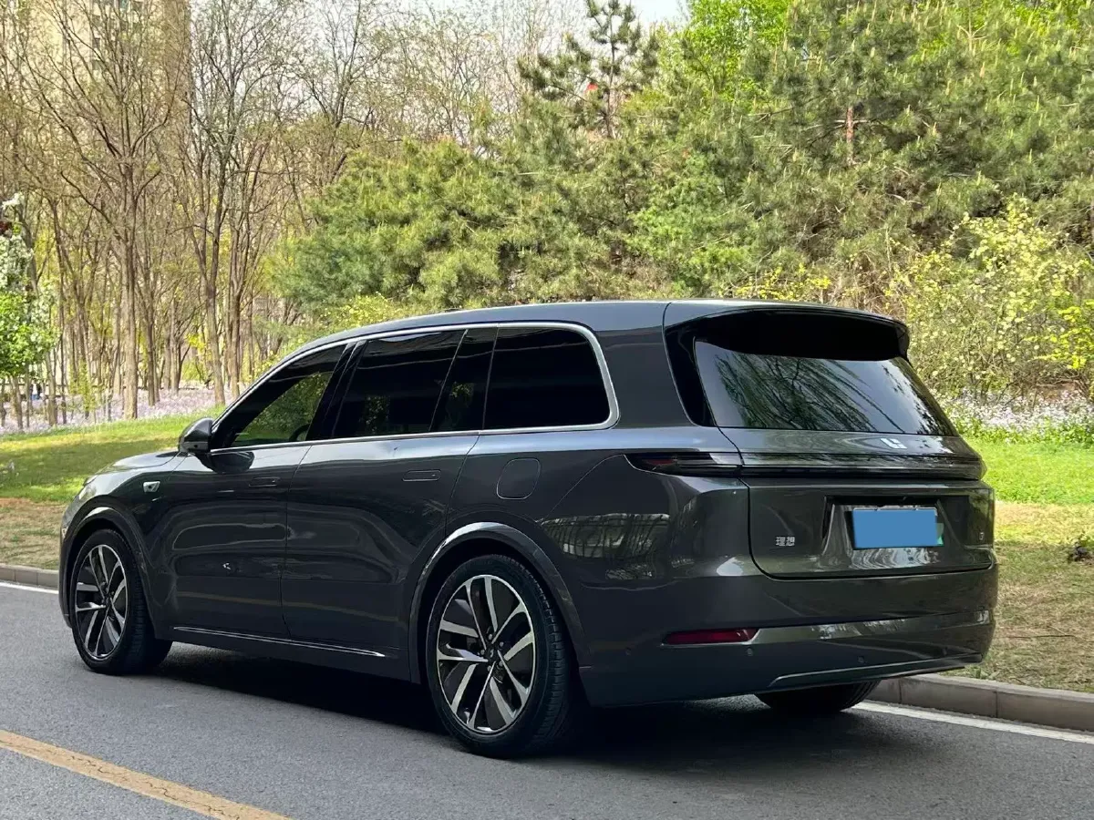 2022 Li L9 Range Extended 154HP REEV 42.6KWH,autocango,china used car exporter,china ev exporter,chinese used car exporter,chinese used ev exporter