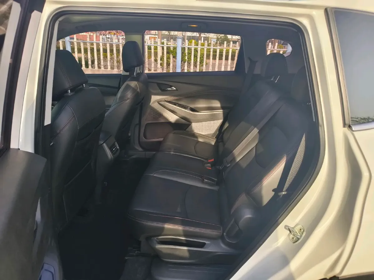 2019 Chevrolet Orlando 1.3T 163HP L3 6AT,autocango,china used car exporter,china ev exporter,chinese used car exporter,chinese used ev exporter