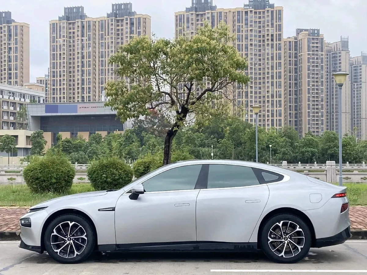 2022 Xpeng P7 BEV 83.1KWH,autocango,china used car exporter,china ev exporter,chinese used car exporter,chinese used ev exporter