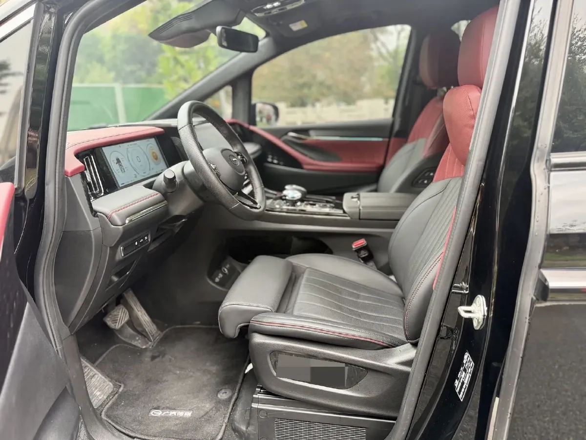 2025 GAC Trumpchi M8 2.0T 190HP L4 2DHT Hybrid,autocango,china used car exporter,china ev exporter,chinese used car exporter,chinese used ev exporter