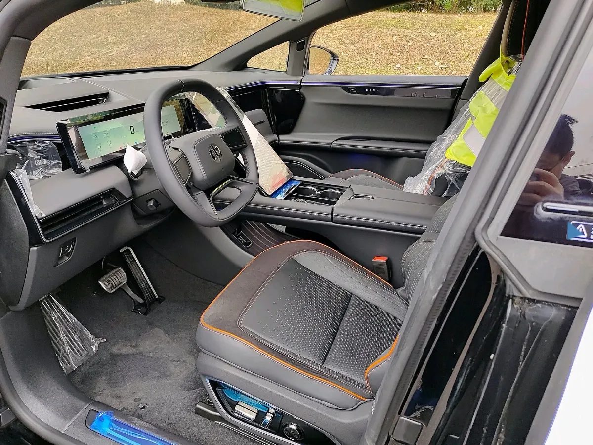 2022 HiPhi X BEV 97KWH,autocango,china used car exporter,china ev exporter,chinese used car exporter,chinese used ev exporter