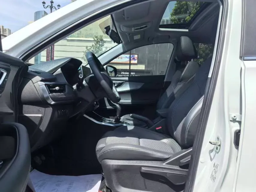 2022 Chery Tiggo 5x 1.5L 116HP L4 5MT,autocango,china used car exporter,china ev exporter,chinese used car exporter,chinese used ev exporter