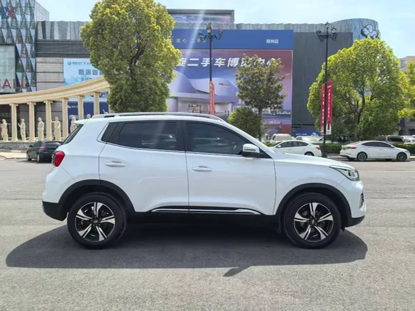 2022 Chery Tiggo 5x 1.5L 116HP L4 5MT,autocango,china used car exporter,china ev exporter,chinese used car exporter,chinese used ev exporter