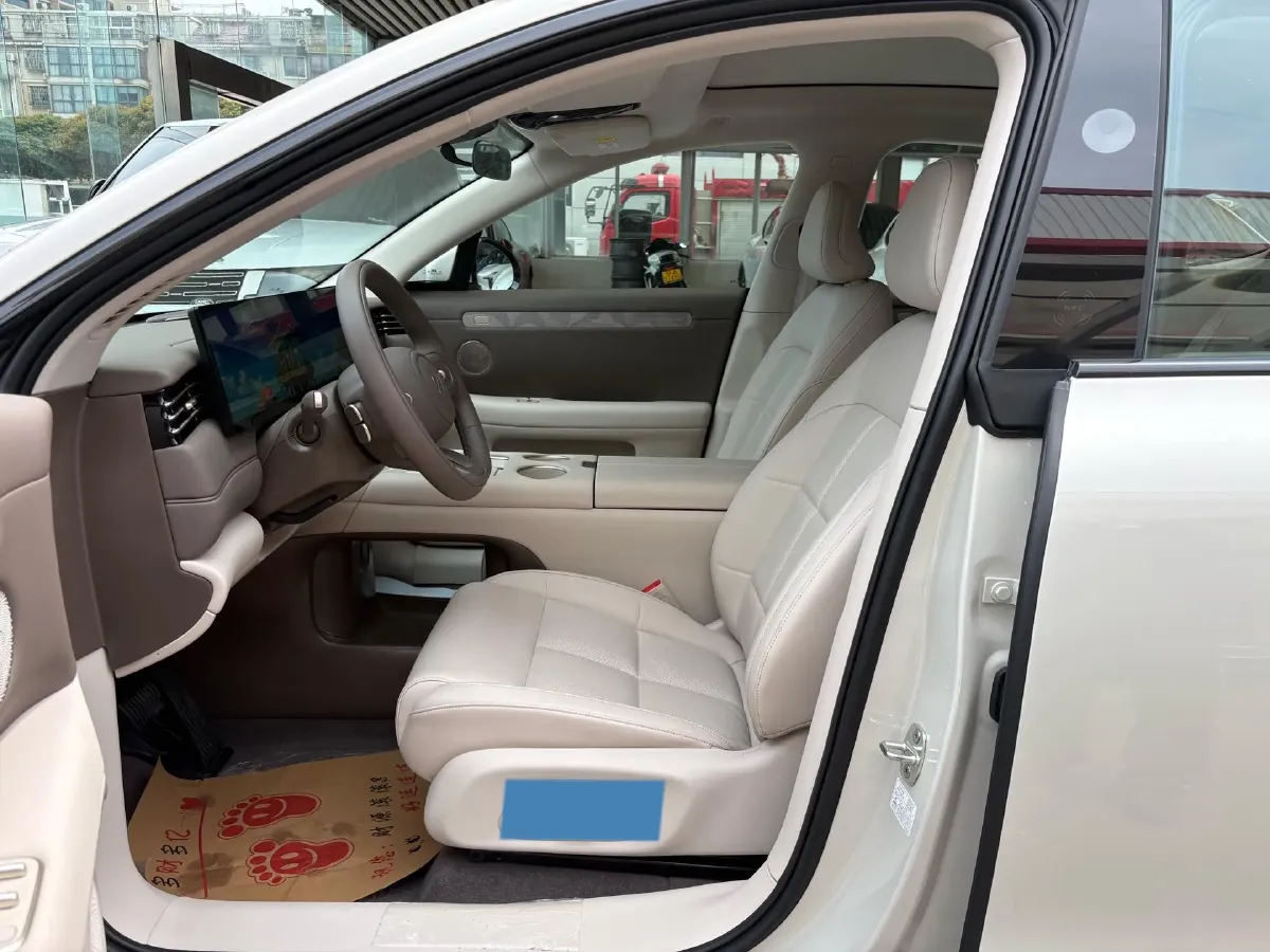 2026 IM LS6 BEV,autocango,china used car exporter,china ev exporter,chinese used car exporter,chinese used ev exporter