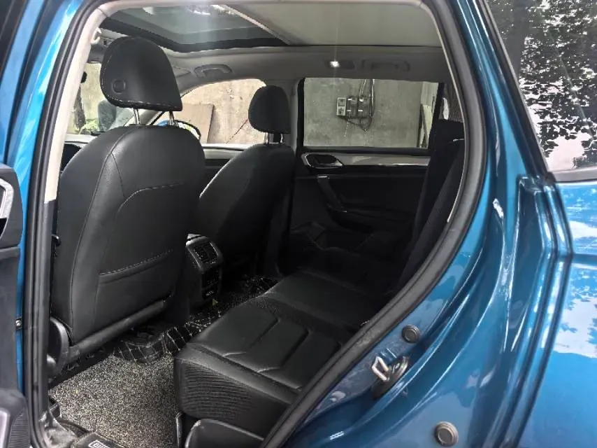 2020 Volkswagen Tayron 2.0T 186HP L4 7DCT,autocango,china used car exporter,china ev exporter,chinese used car exporter,chinese used ev exporter