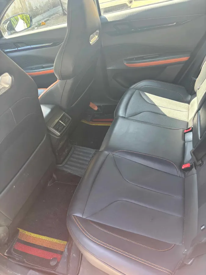 2023 ChangAn UNI-T 1.5T 188HP L4 7DCT,autocango,china used car exporter,china ev exporter,chinese used car exporter,chinese used ev exporter