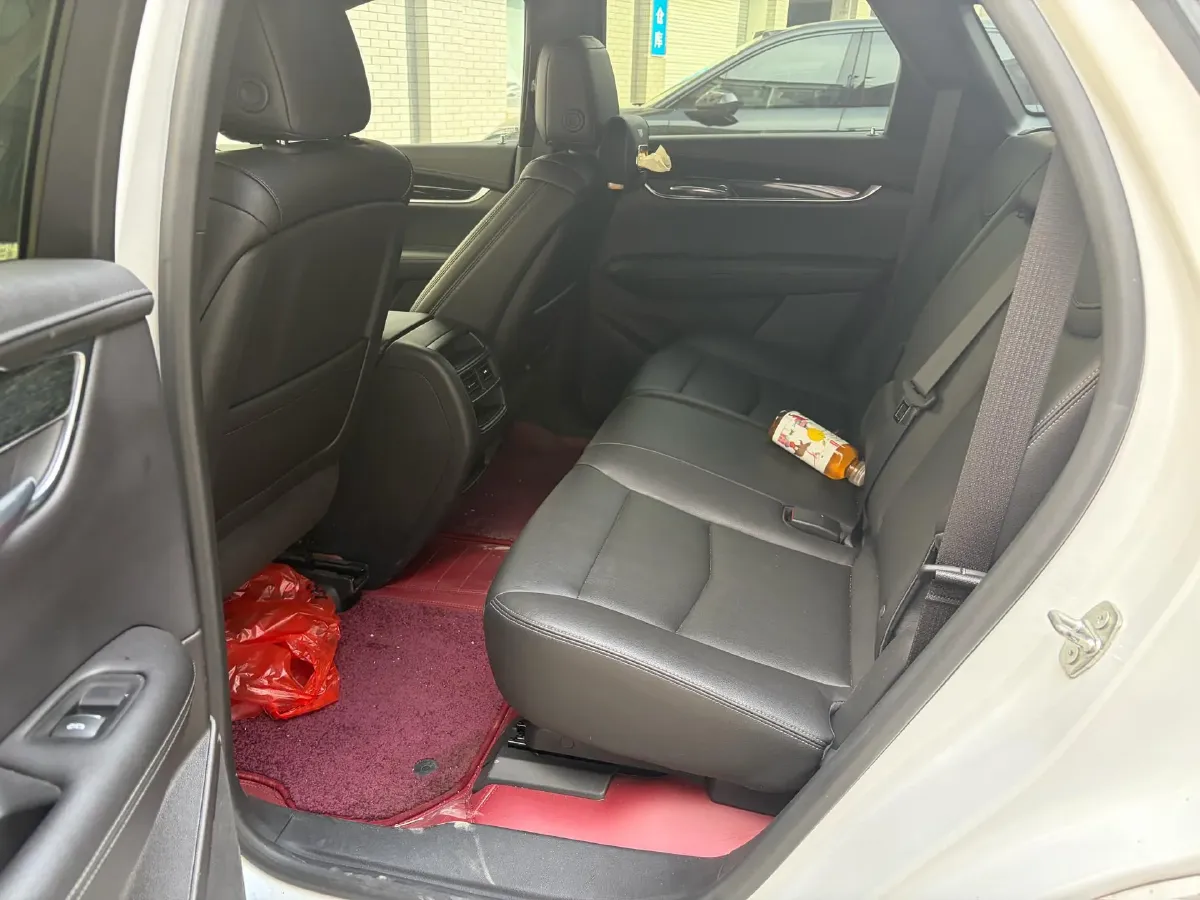 2021 Cadillac XT5 2.0T 237HP L4 9AT,autocango,china used car exporter,china ev exporter,chinese used car exporter,chinese used ev exporter