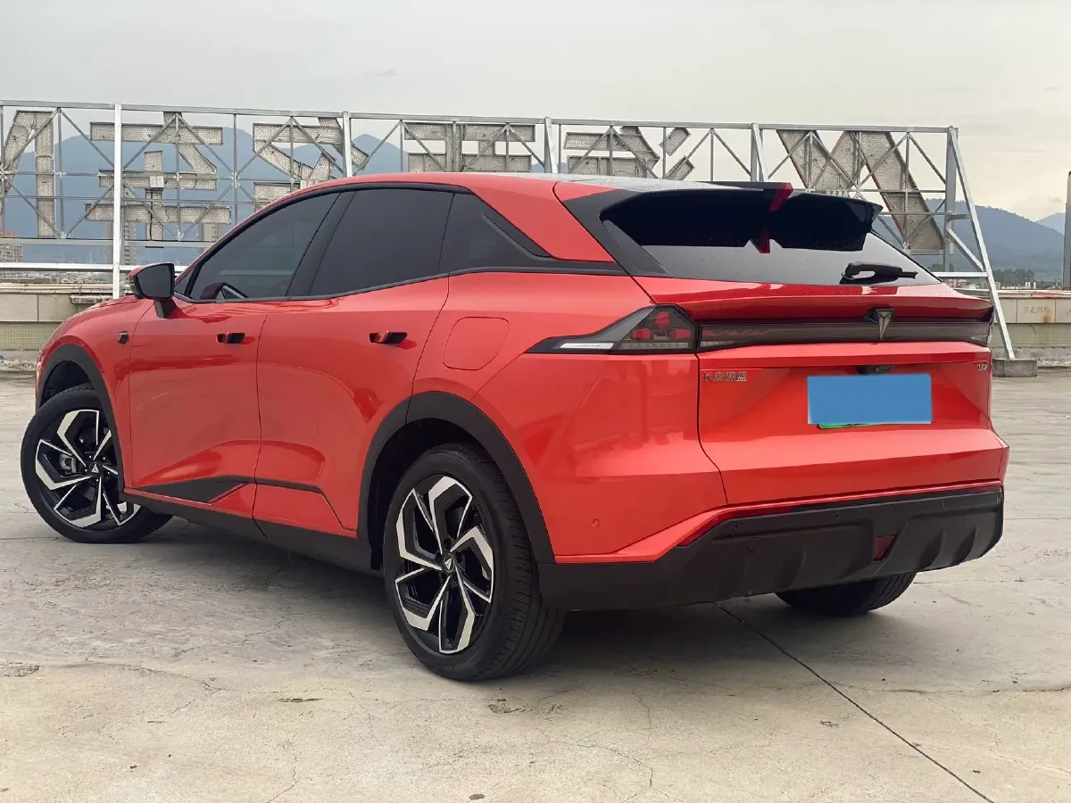 2024 JAC Refine RefineRF8 2.0T 253HP L4 8AT,autocango,china used car exporter,china ev exporter,chinese used car exporter,chinese used ev exporter