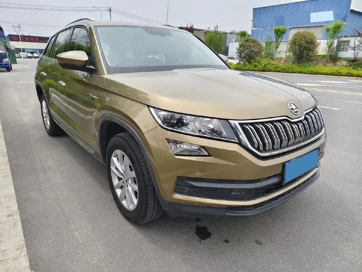 2018 Skoda Kodiak 2.0T 186HP L4 7DCT,autocango,china used car exporter,china ev exporter,chinese used car exporter,chinese used ev exporter
