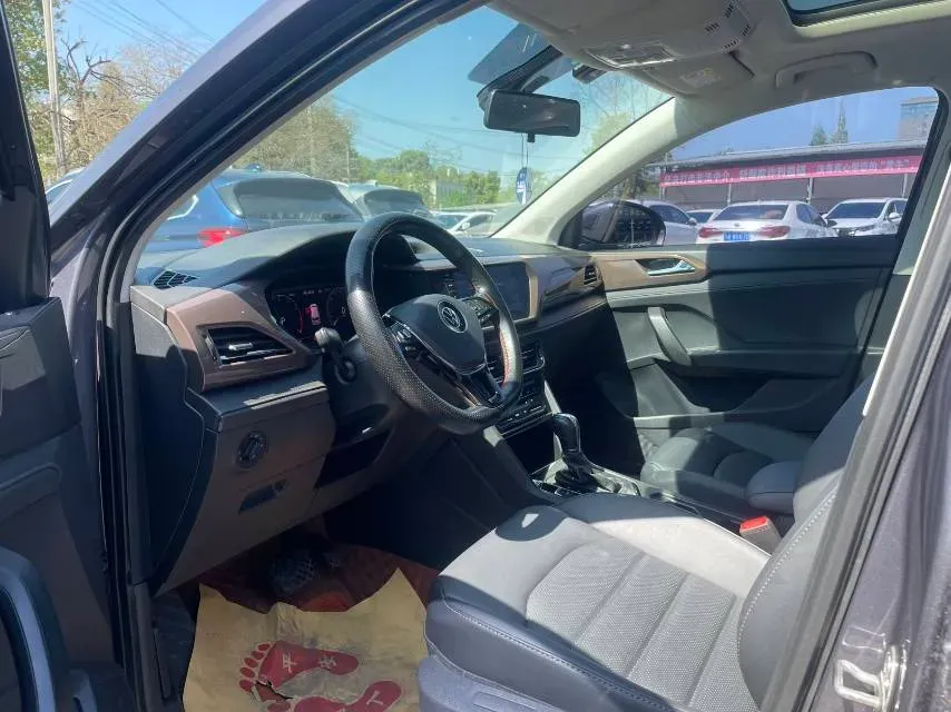 2022 Volkswagen Tharu 2.0T 186HP L4 7DCT,autocango,china used car exporter,china ev exporter,chinese used car exporter,chinese used ev exporter