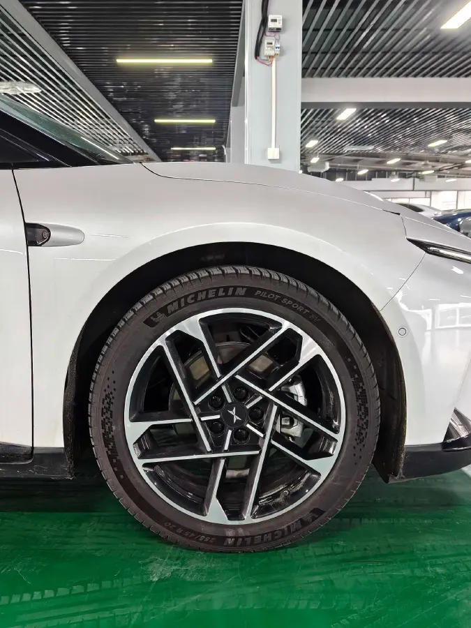 2024 Xpeng P7+ BEV 60.7KWH,autocango,china used car exporter,china ev exporter,chinese used car exporter,chinese used ev exporter