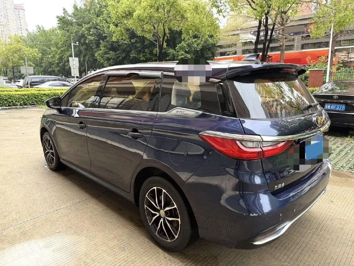 2018 BYD Song MAX 1.5T 154HP L4 6MT,autocango,china used car exporter,china ev exporter,chinese used car exporter,chinese used ev exporter