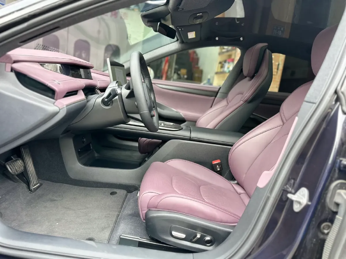 2024 MI SU7 BEV 73.6KWH,autocango,china used car exporter,china ev exporter,chinese used car exporter,chinese used ev exporter