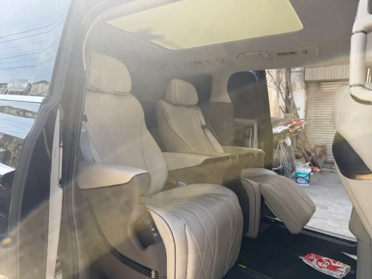 2023 Denza D9 1.5T 139HP L4 E-CVT PHEV 20.39KWH,autocango,china used car exporter,china ev exporter,chinese used car exporter,chinese used ev exporter