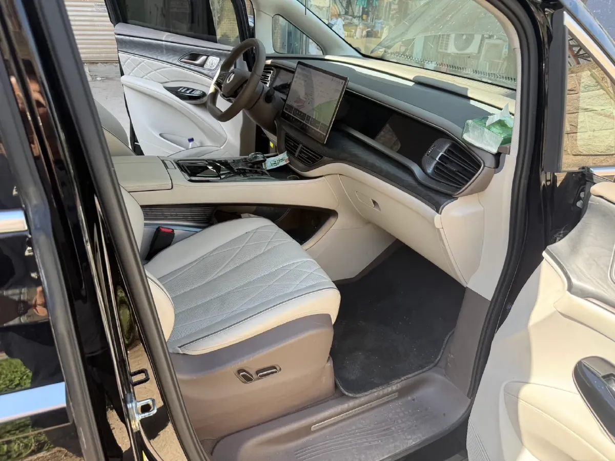 2023 Denza D9 1.5T 139HP L4 E-CVT PHEV 20.39KWH,autocango,china used car exporter,china ev exporter,chinese used car exporter,chinese used ev exporter