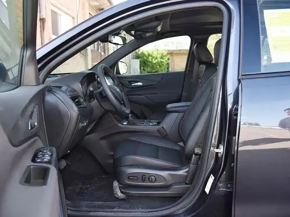 2021 Chevrolet Equinox 2.0T 237HP L4 9AT,autocango,china used car exporter,china ev exporter,chinese used car exporter,chinese used ev exporter