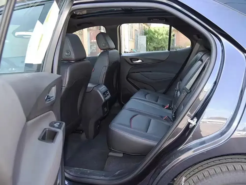 2021 Chevrolet Equinox 2.0T 237HP L4 9AT,autocango,china used car exporter,china ev exporter,chinese used car exporter,chinese used ev exporter