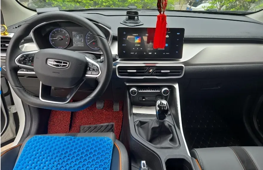 2023 Geely Coolray 1.4T 141HP L4 6MT,autocango,china used car exporter,china ev exporter,chinese used car exporter,chinese used ev exporter