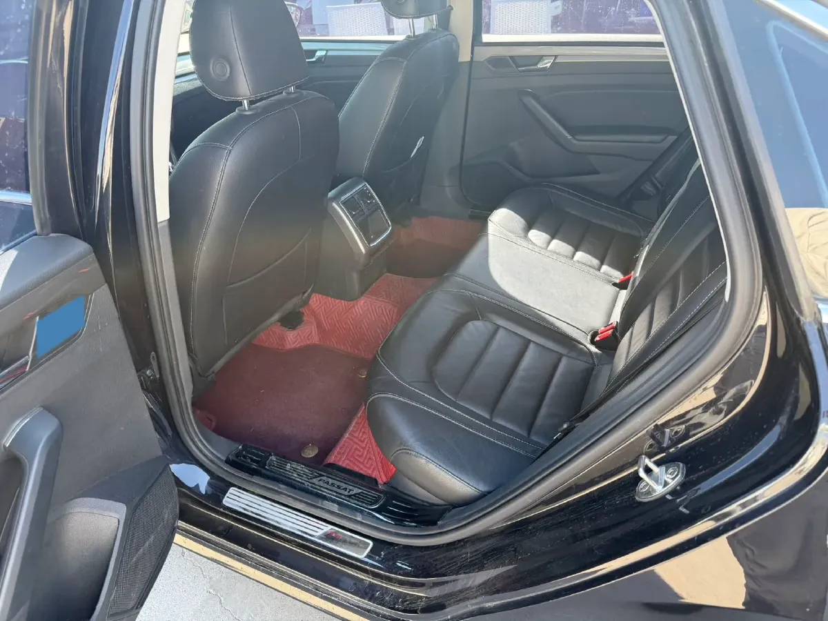 2015 Volkswagen Passat 1.8T 160HP L4 6AT,autocango,china used car exporter,china ev exporter,chinese used car exporter,chinese used ev exporter