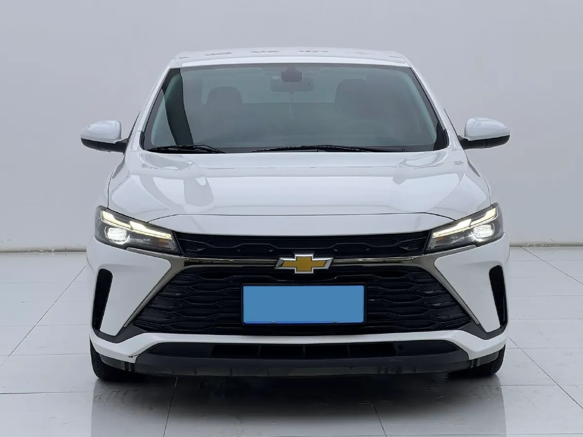 2024 Chevrolet Monza 1.5L 113HP L4 6DCT,autocango,china used car exporter,china ev exporter,chinese used car exporter,chinese used ev exporter