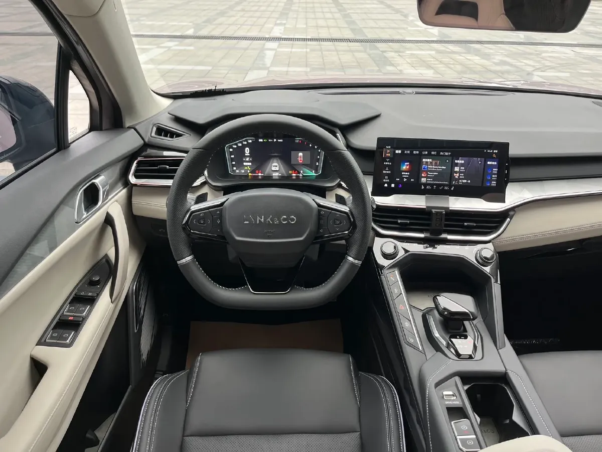 2022 LYNK&CO 02 1.5T 180HP L3 7DCT,autocango,china used car exporter,china ev exporter,chinese used car exporter,chinese used ev exporter