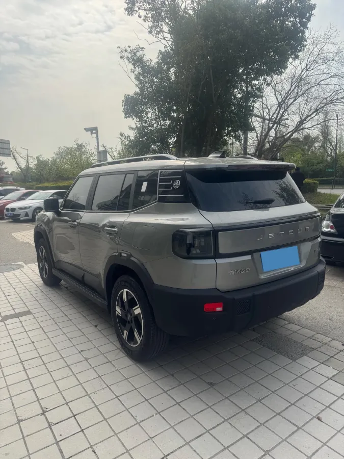 2025 Jetour Freeman 1.5T 184HP L4 7DCT,autocango,china used car exporter,china ev exporter,chinese used car exporter,chinese used ev exporter